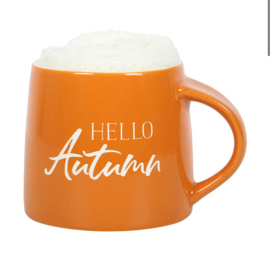 HELLO AUTUMN MUG AND SOCKS SET