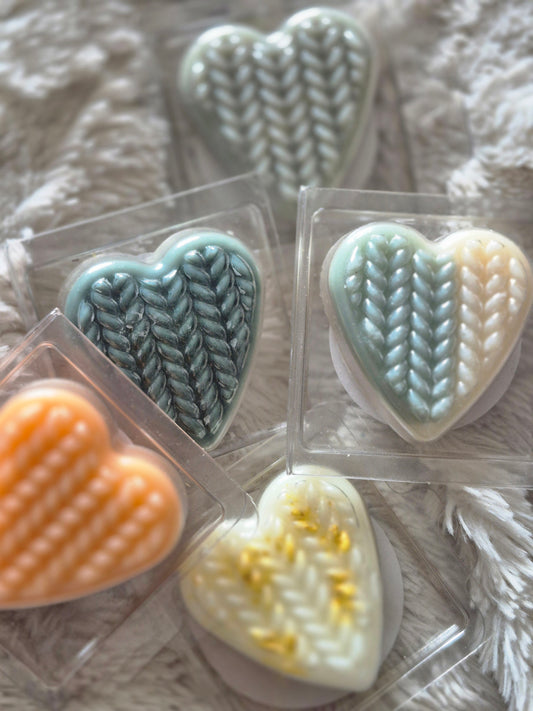 Mini woven heart wax melt